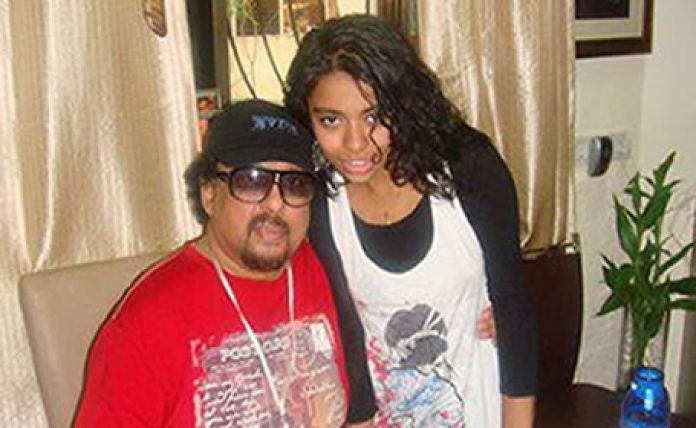 Child Photo of Mohini Dey's with Father